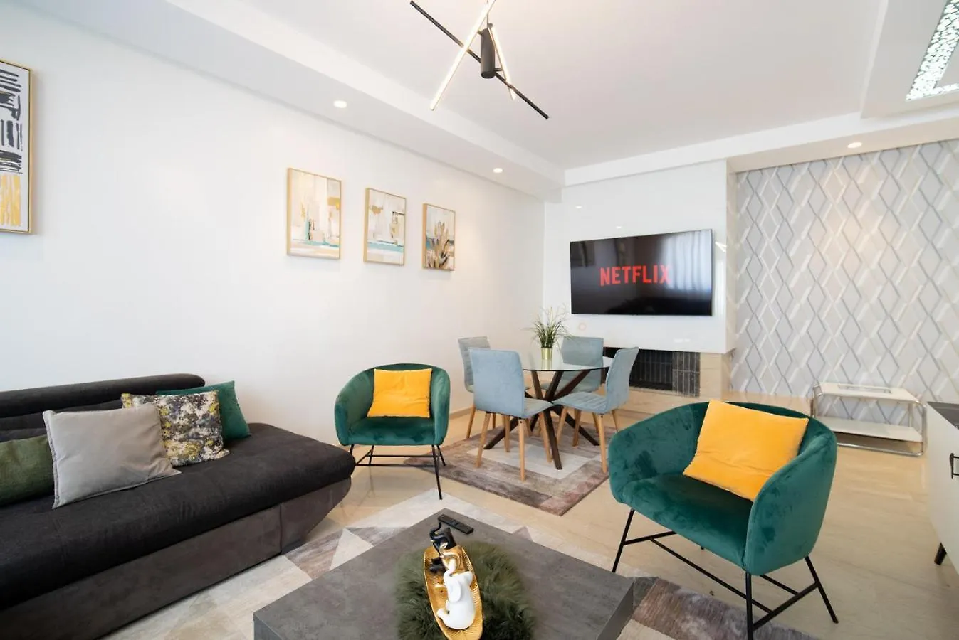 Welcome To Casa Luxe 3 King Beds Near Cfc & Tram Casablanca