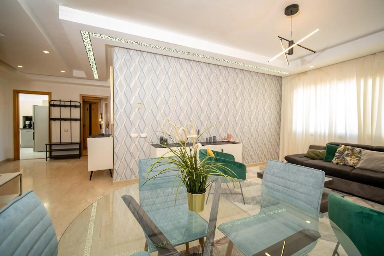 Welcome To Casa Luxe 3 King Beds Near Cfc & Tram Casablanca Apartment